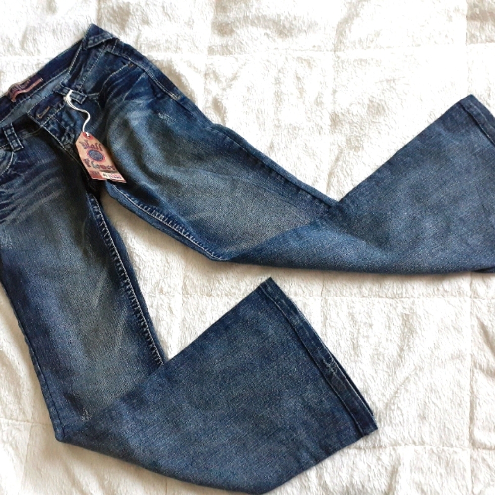 Wallflower jeans